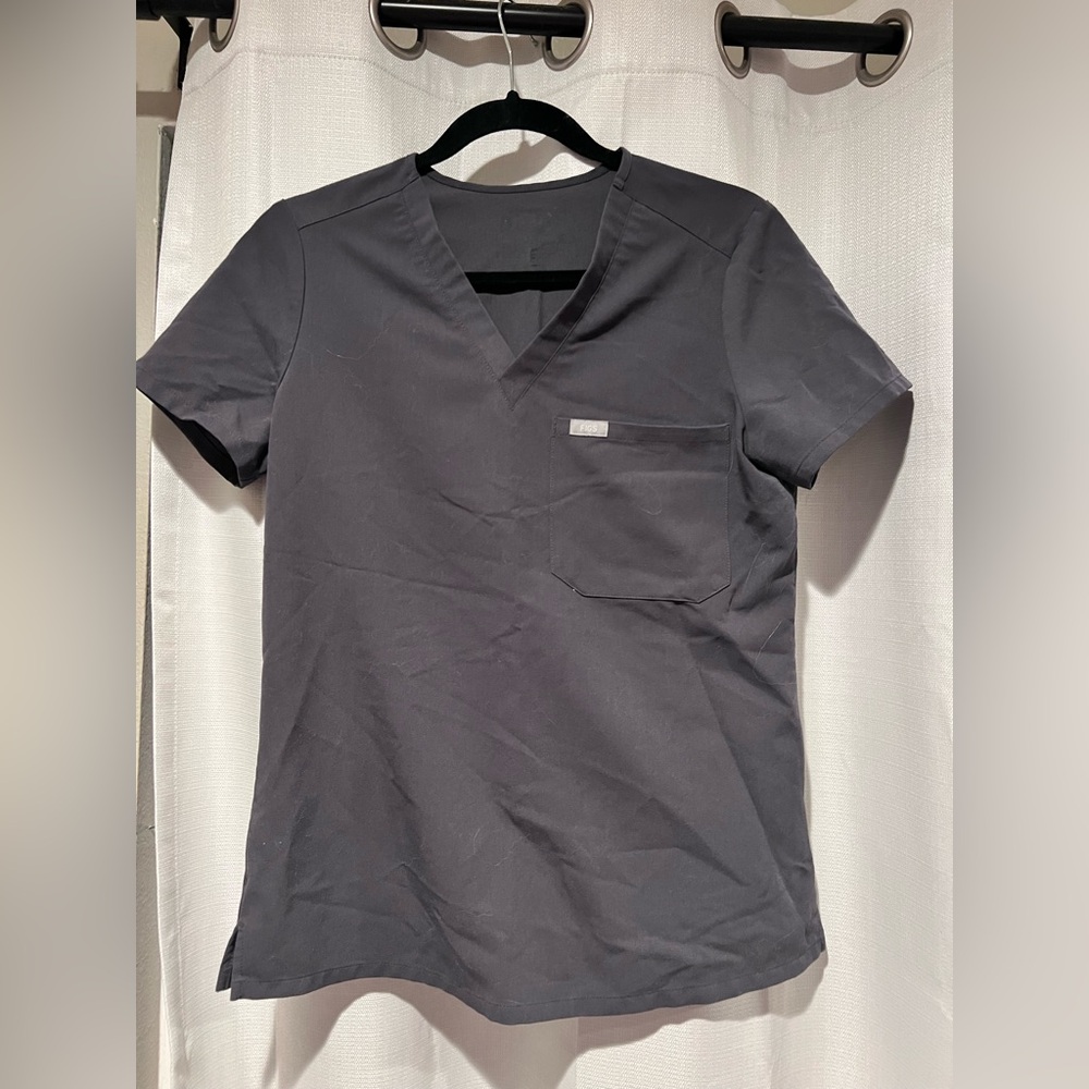 Women’s Charcoal Catarina One Pocket Scrub Top